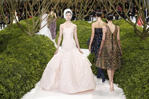 paris haute couture fashion week dior wows on day one