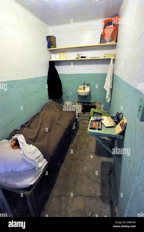 Prison Cell Usa California Alcatraz Island Stock Photo Alamy