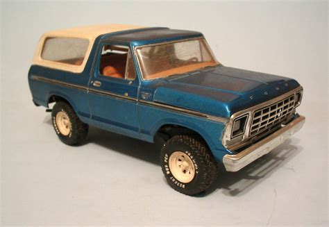 Amt 1978 Ford Bronco Wild Hoss 125 Scale Model Kit Auto World Store