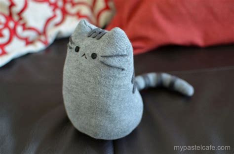 10 мин и 22 сек Kawaii Kitten Pusheen Cat Sock Softie - Fun Crafts Kids