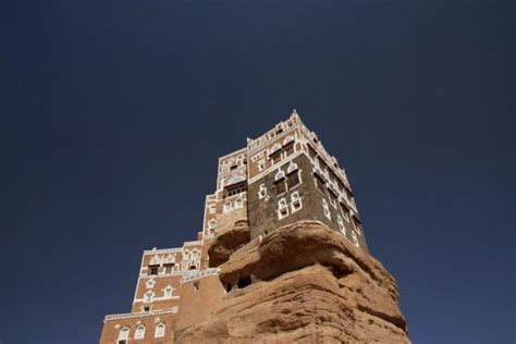 Dar Al Hajar Yemens Spectacular Royal Architecture