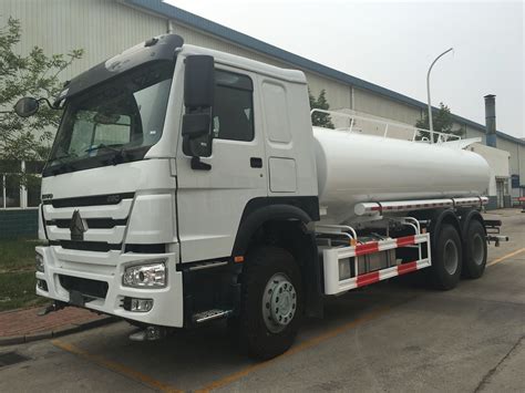 Sinotruk Howo 4x2 Water Tank Truck For 10 30 M3 China Water Tank