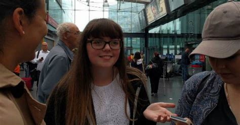 una joven de 18 años fue la primera víctima identificada del atentado de manchester