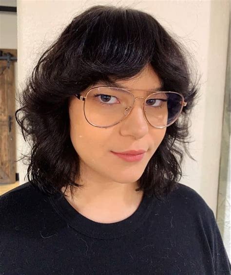 18 Ideal Bangs Hairstyles For Women With Glasses