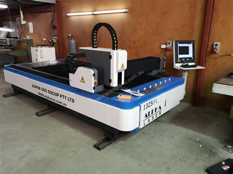 New 2018 Alpha Alpha Cnc Fiber Laser Cutting Machine 1325fl 2 Years