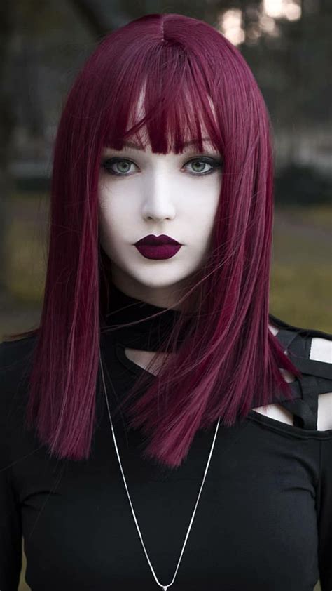 Pin By Edmond Mndez On Anastasia Gothic Hairstyles Goth Beauty Red Wigs