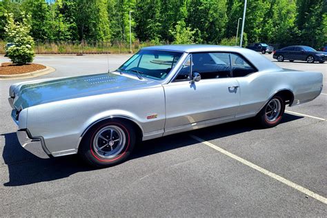 1967 Oldsmobile 442 Holiday Coupe For Sale On Bat Auctions Sold For