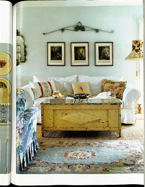 Vintage decor exudes heart and style. vintage home decor | Home decorating ideas | Pinterest