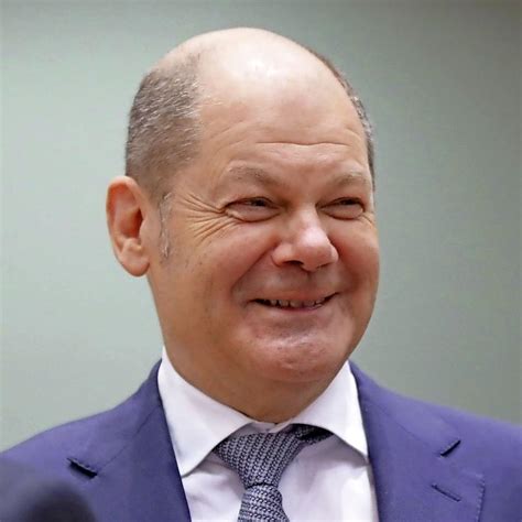 Olaf scholz is the social democrats' candidate as german chancellor to succeed angela merkel. Finanzminister Olaf Scholz rechnet mit Durchbruch bei Euro ...