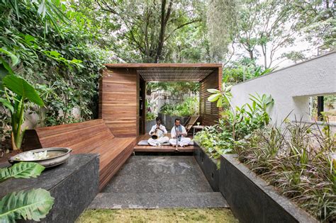 Pavilion In A Garden Collectiveproject Archdaily