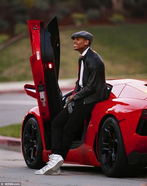 Chris Brown Get A Karrueche Look A Like For Video Shoot Photo Urban