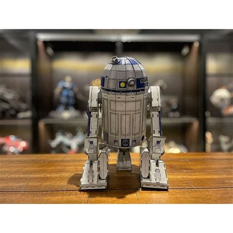 Character Star Wars R2 D2 Model Kit Merchandise