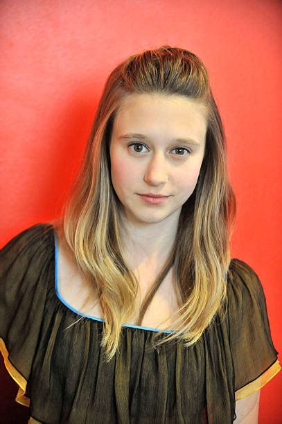 Taissa Farmiga 2011 Pictures And Photos Pretty People Beautiful People Tate And Violet Violet