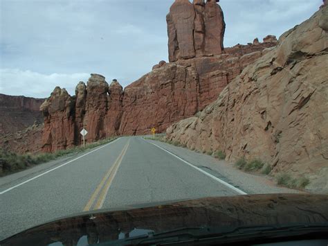Arches National Park Photo Gallery Page 2 View From The Road