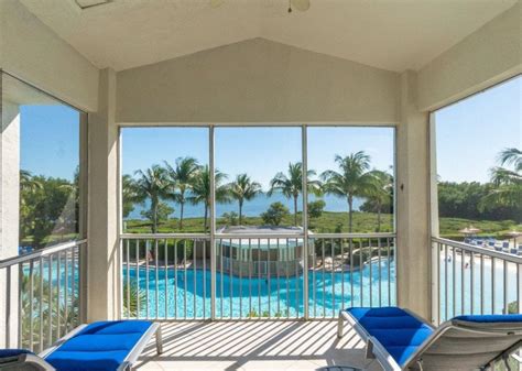 Bedroom Condo Rental In Key Largo Fl Take In The Oceanview From
