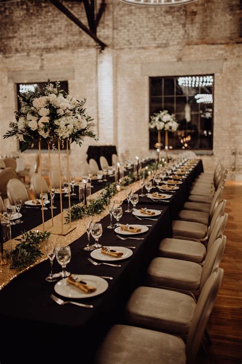 Black and Gold NYE Wedding Decor | Black tablecloth wedding, Black