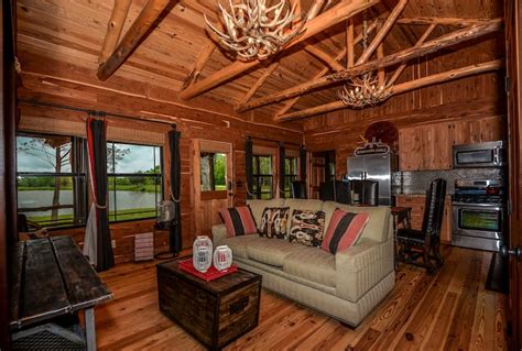 Schiller Silver Oak Lakeside Cabin Aandm Cabins For Rent In College