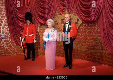 England London Madame Tussauds Wachsfiguren Mitglieder Der Britischen K Niglichen Familie