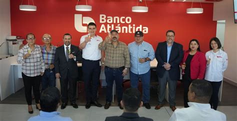 Banco Atlántida inaugura una nueva agencia en Unicentro San Lorenzo