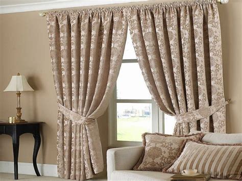 How Do You Pick The Right Curtains To Decorate Your Home