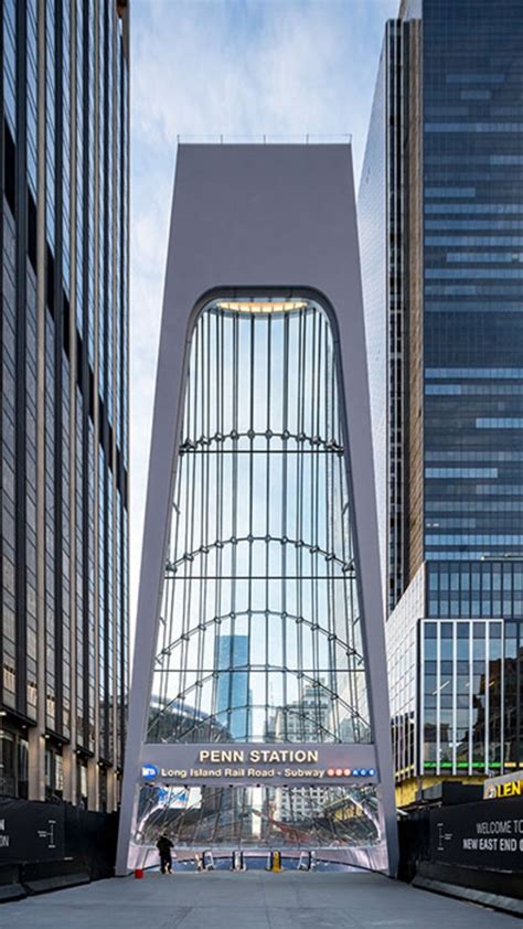 33rd Penn Station Entrance New York City Steel And Glass Cable Façade