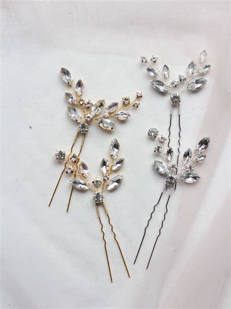 Crystal Pins Wedding Pins One Pin Crystal Bridal Hair Pin Etsy In 2022 Bridesmaid Ts