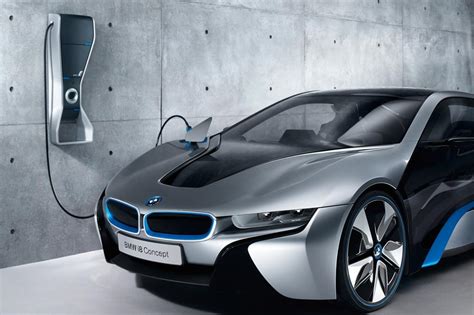 BMW Elektroautos Verkauf im Internet und an der Haustür Magazin