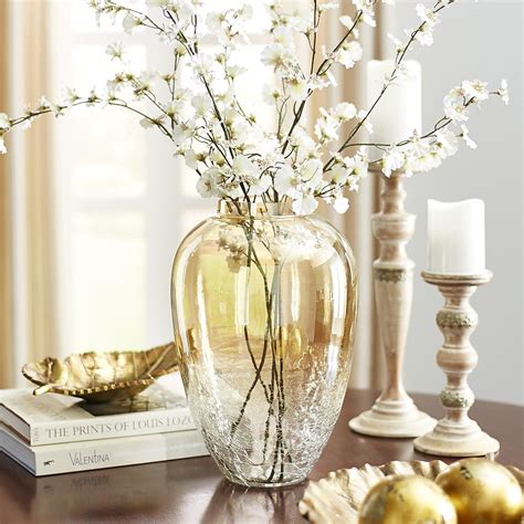 Sara Hansen Pier One Flowers Vase Home Decor Furnishings Accents