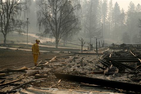 Deadly California Camp Fire Now 100 Per Cent Contained Us Fire Officials Say London Evening