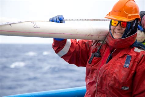 Women Showing Science Whos Boss In Icy Antarctica Csiroscope