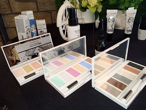 First Look Amway Artistry Studio Parisian Style Edition Makeup Line