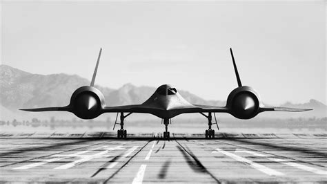 Lockheed Sr 71 Blackbird Airplane Military Wallpapers Hd Desktop