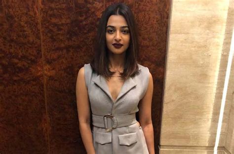 Radhika apte is the best indie actress known for her unconventional and bold roles in bollywood. 'Real beauty' Radhika Apte stuns in latest magazine cover ...