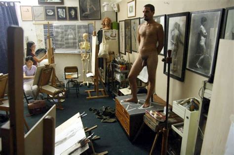 Nude Male Art Class XXGASM