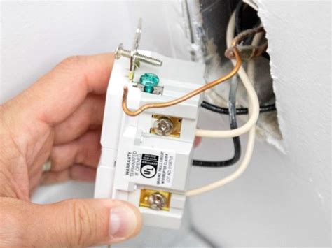 No Ground Wire In Ceiling Light Fixture Junction Box Shelly Lighting