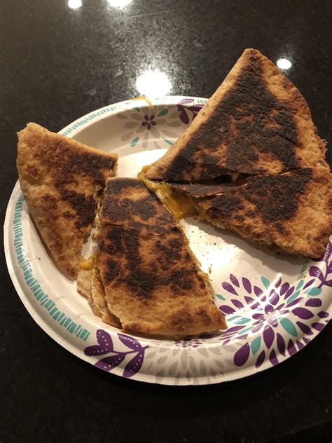The Way My Sister Cut This Quesadilla R Mildyinfuriating