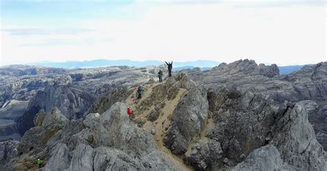 Best Time For Climbing Puncak Jaya Carstensz Pyramid In Indonesia