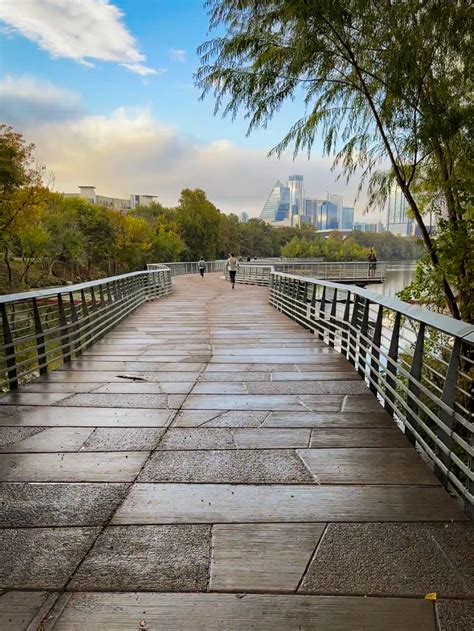 What Is The Lady Bird Lake Boardwalk And Where To Find It The