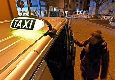 Fahrscheine Für Das Frauen Nacht Taxi Gibt Es Ab Sofort Direkt Im Taxi