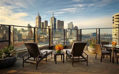 9 Most Romantic Melbourne Getaways For Couples To Escape To This Weekend