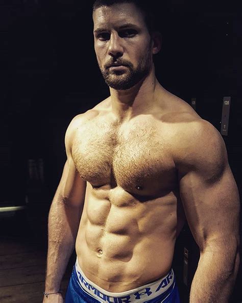 Florian Munteanu Male Form Under Armour Men Muscle Men Mens Fitness