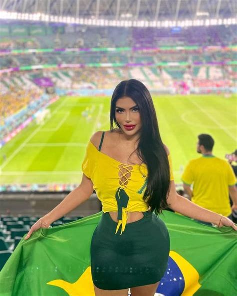 hot football fans soccer fans fifa 2022 brazil girls anime lock screen wallpapers ugly girl