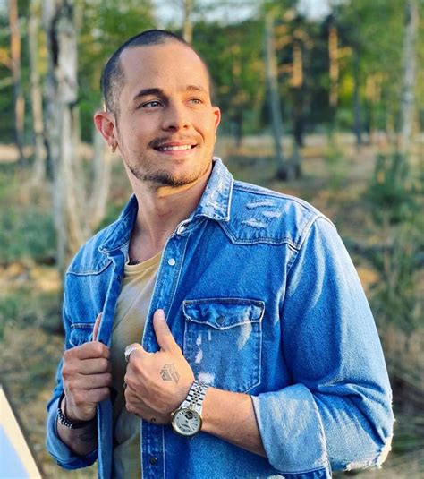 Ich durfte diesen sommer zusammen mit meinem bruder @deluca.music ein paar meiner fans mit meiner aktuellen single „ámame überraschen. Tweet Share Pin it Whatsapp