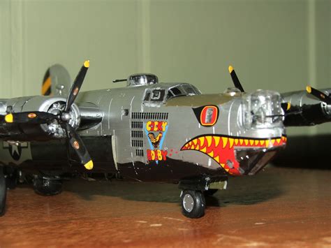 The Why blog: 1/72 scale Minicraft Model Kits B-24L Liberator review