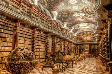 チェコのプラハに存在する「世界で最も美しい図書館」クレメンティヌム図書館！ エニグム enigme