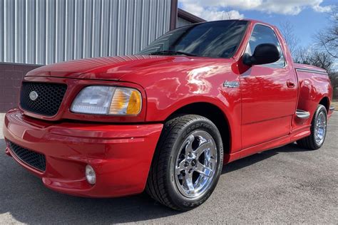 1999 Ford F 150 Svt Lightning With 3k Miles Up For Auction