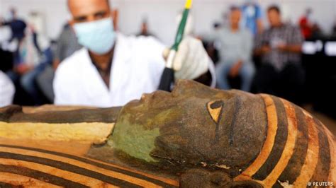 ۵۹ مومیایی چندین هزار ساله در مصر کشف شده اند آلمان و جهان Dw 04