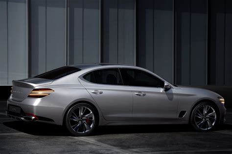 Our rich content includes expert reviews and recommendations for the 2021 g70 featuring deep dives into trim levels and features, performance, mpg, safety, interior, and driving. More details revealed for 2021 Genesis G70