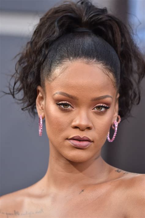 Rihannas Best Beauty Looks Popsugar Beauty Photo 22