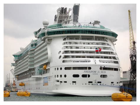 Strange World Worlds Largest Passenger Cruise Ship